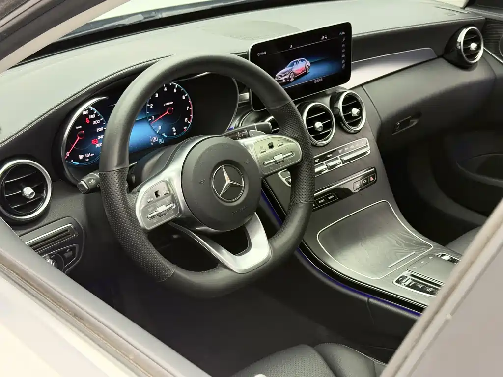 Mercedes-Benz C-Class 2021 — фото 18