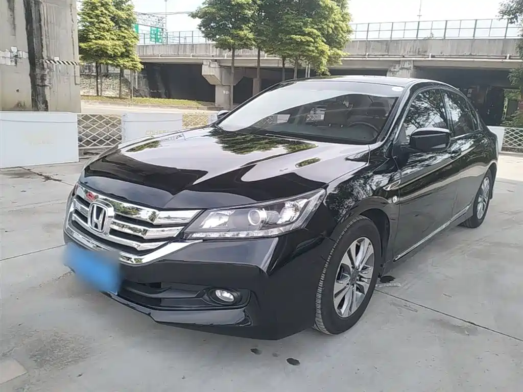 Honda Accord 2015 — фото 2