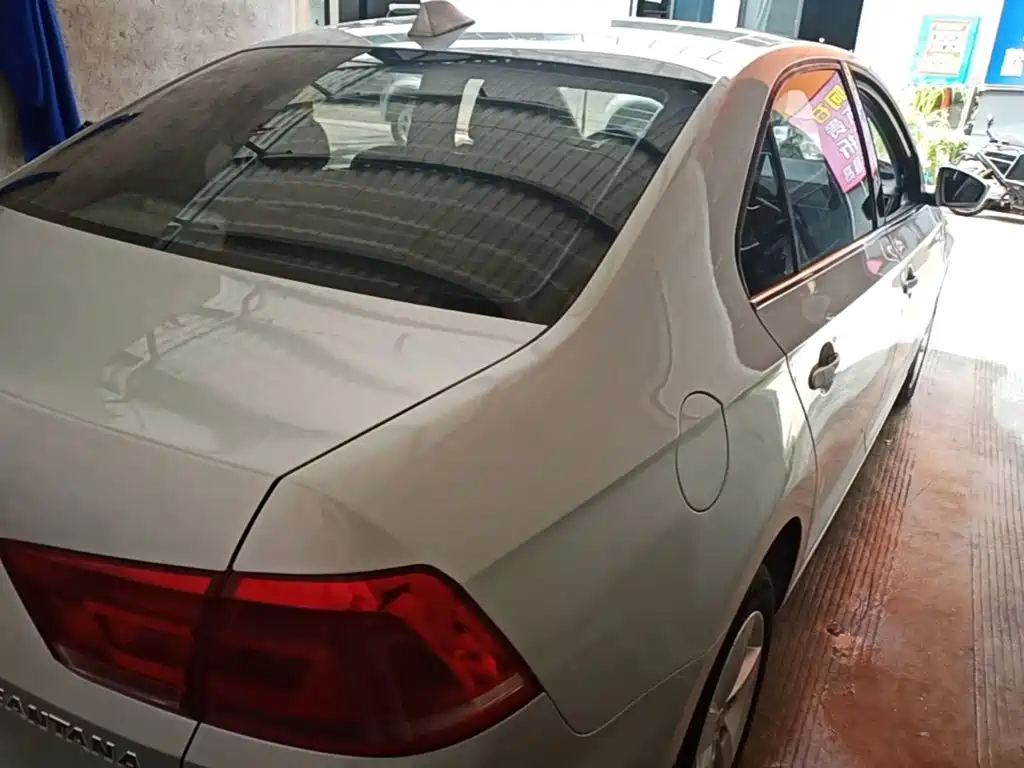 Volkswagen Santana 2015