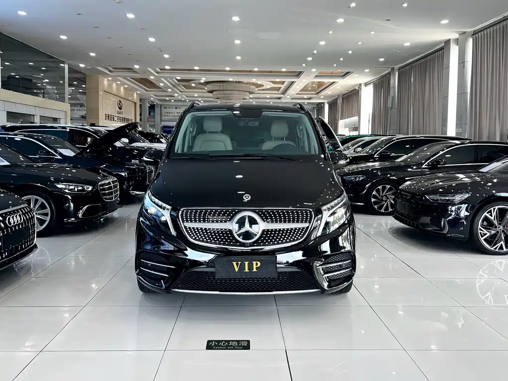 Mercedes-Benz V-Class 2023