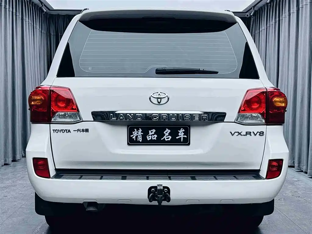 Toyota Land Cruiser 2012 — фото 5