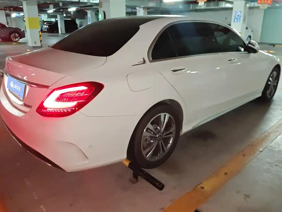 Mercedes-Benz C-Class 2022