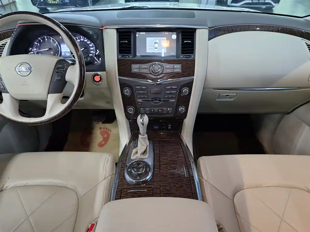 Nissan Patrol 2017 — фото 12