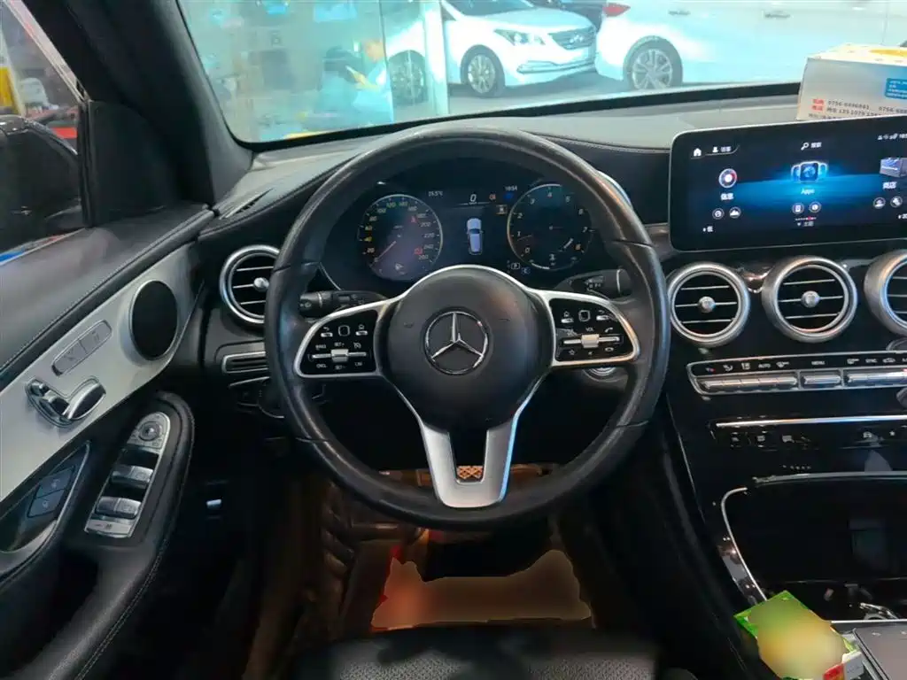 Mercedes-Benz GLC 2022 — фото 11