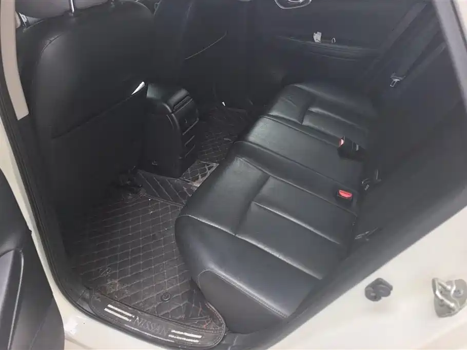 Nissan Sylphy 2018 — фото 11