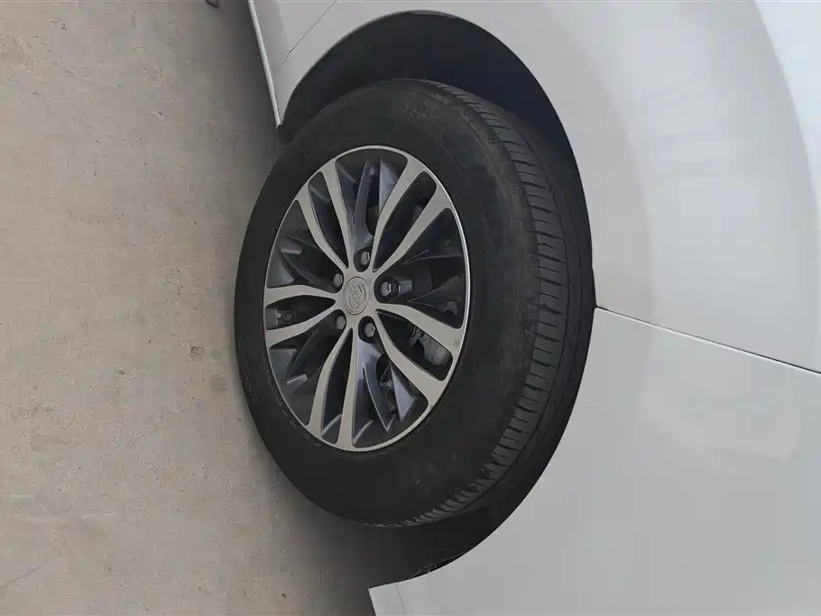 Buick GL8 2022