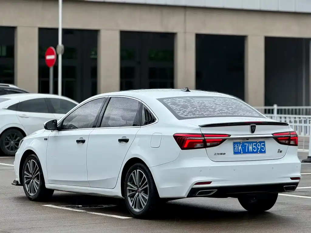 Roewe i6 Classic 2019 — фото 9