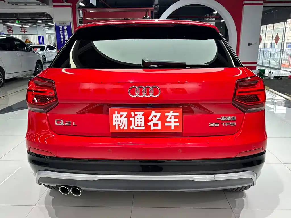 Audi Q2L 2021 — фото 7