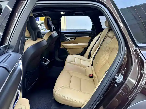 Volvo V90 2017