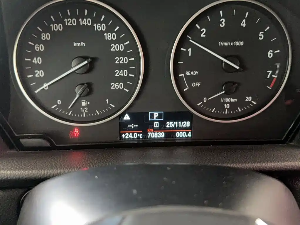 BMW 2 Series Active Tourer 2018 — фото 11