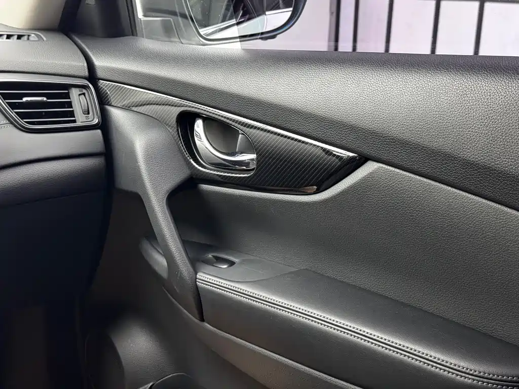 Nissan X-Trail 2018 — фото 18