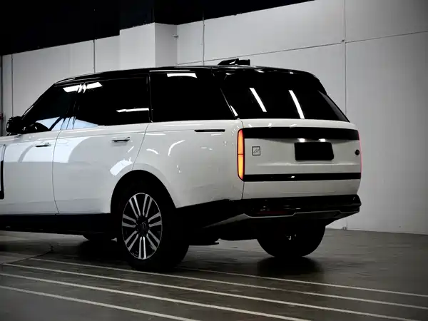 Land Rover Range Rover 2023