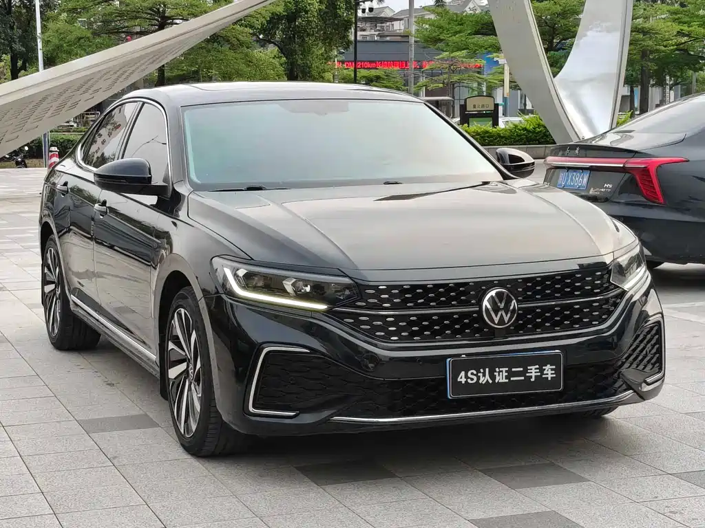 Volkswagen Passat 2022