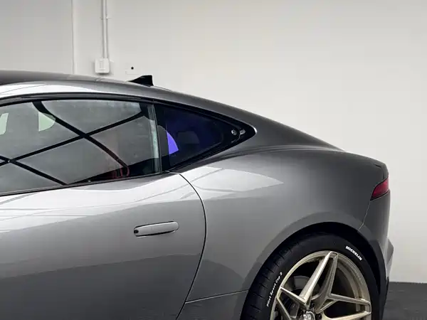 Jaguar F-TYPE 2024
