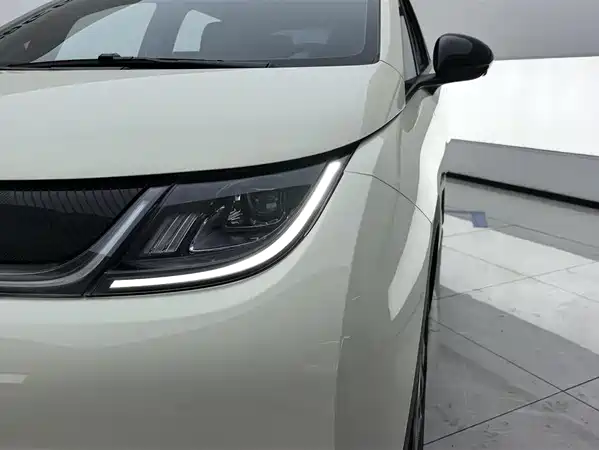 BYD Dolphin 2023