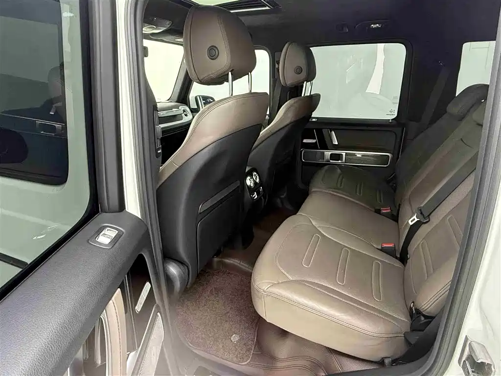 Mercedes-Benz G-Class 2022 — фото 15