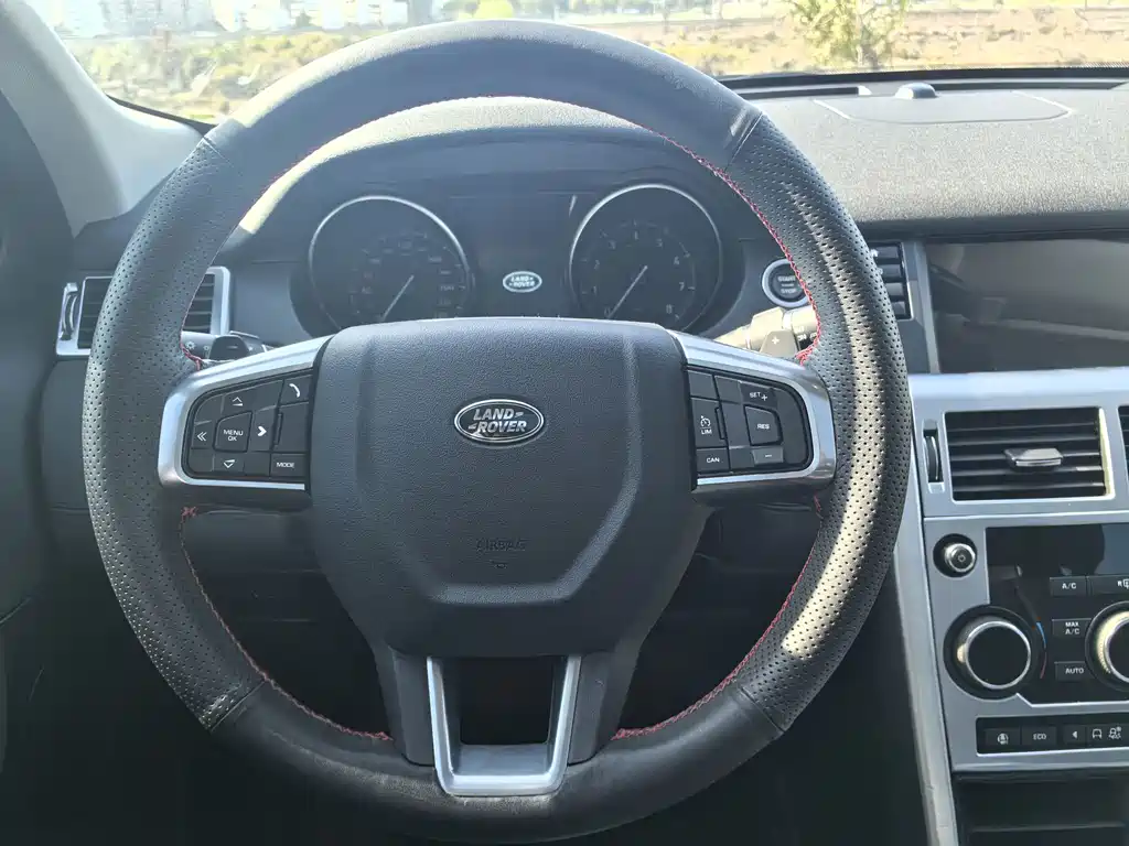 Land Rover Discovery Sport 2019 — фото 10