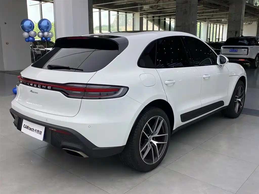 Porsche Macan 2023 — фото 3