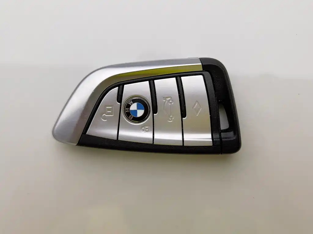 BMW 5 Series 2022 — фото 19