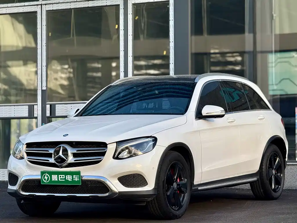 Mercedes-Benz GLC 2016 — фото 1