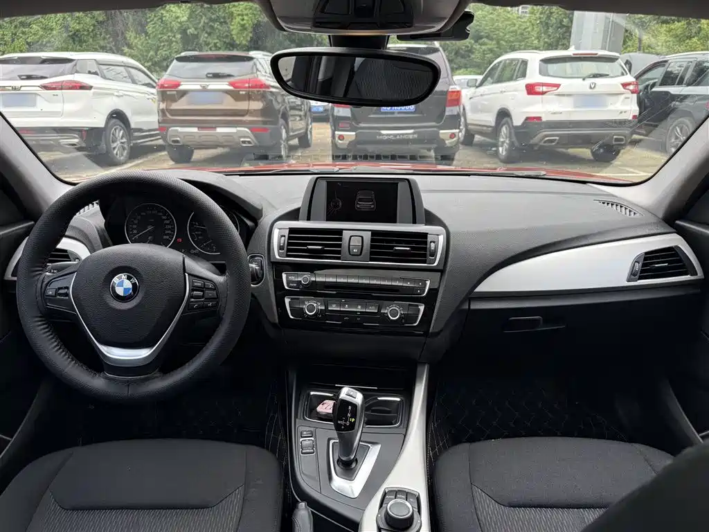 BMW 1 Series 2016 — фото 10