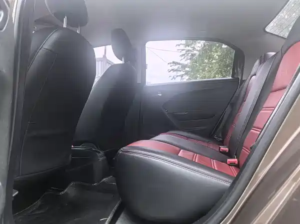Peugeot 301 2014