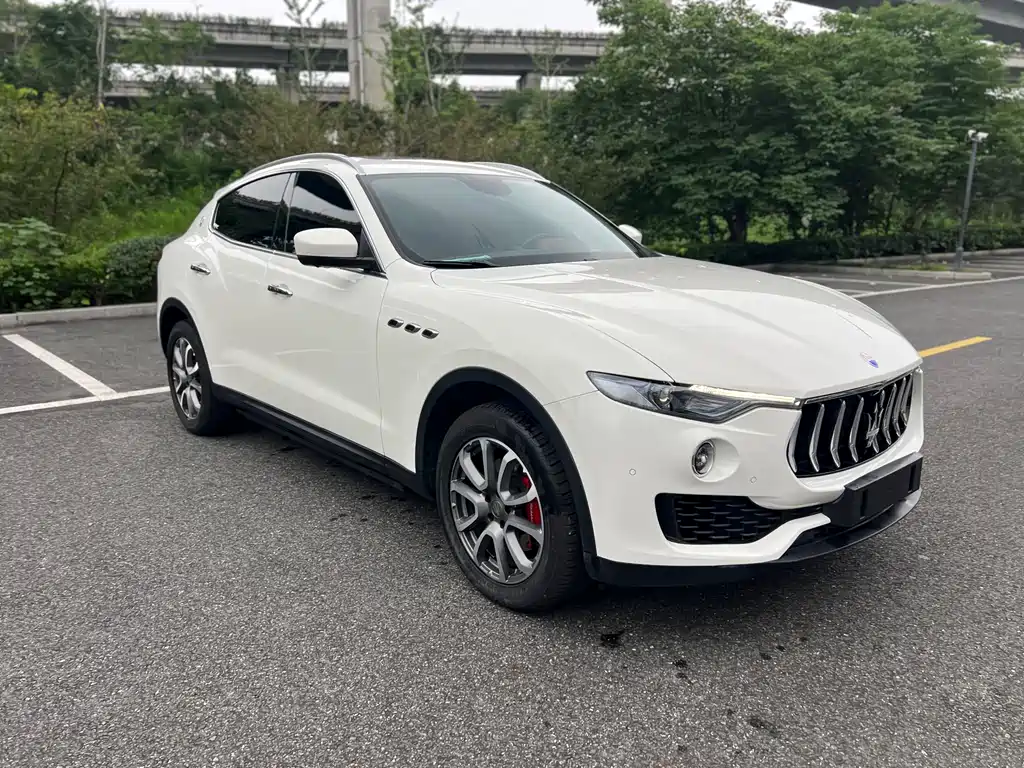 Maserati Levante 2019 — фото 3