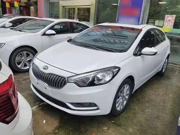 Kia K3 2015