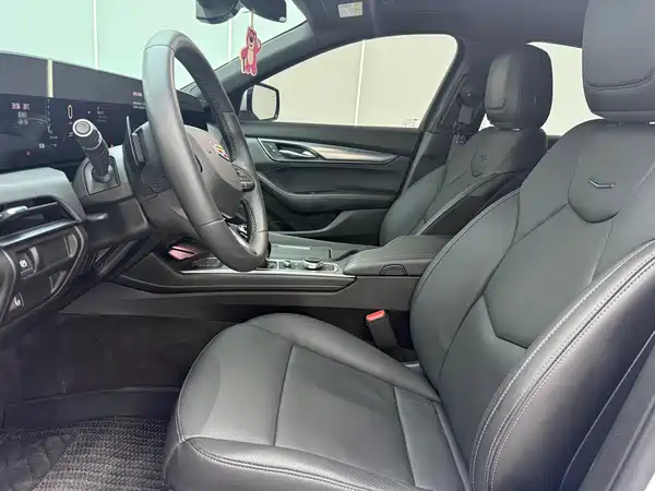 Cadillac CT5 2024