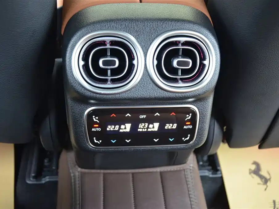 Mercedes-Benz GLC 2025 — фото 10