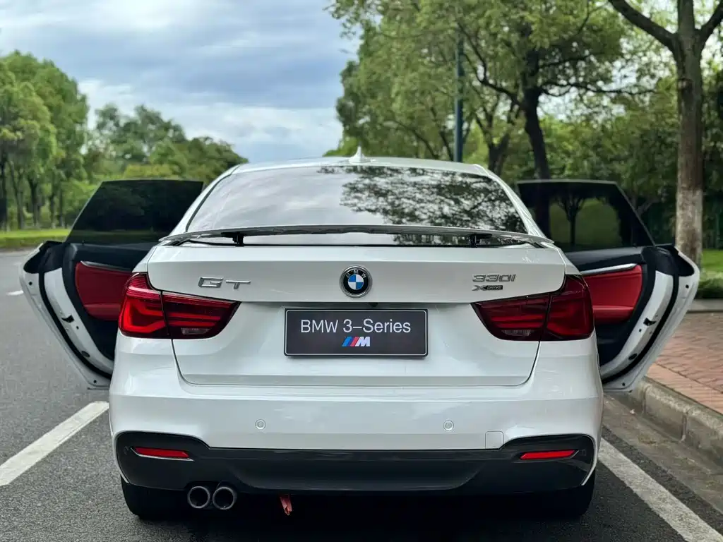 BMW 3 Series GT 2019 — фото 8