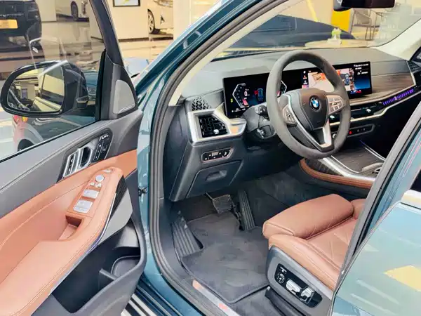 BMW X7 2022