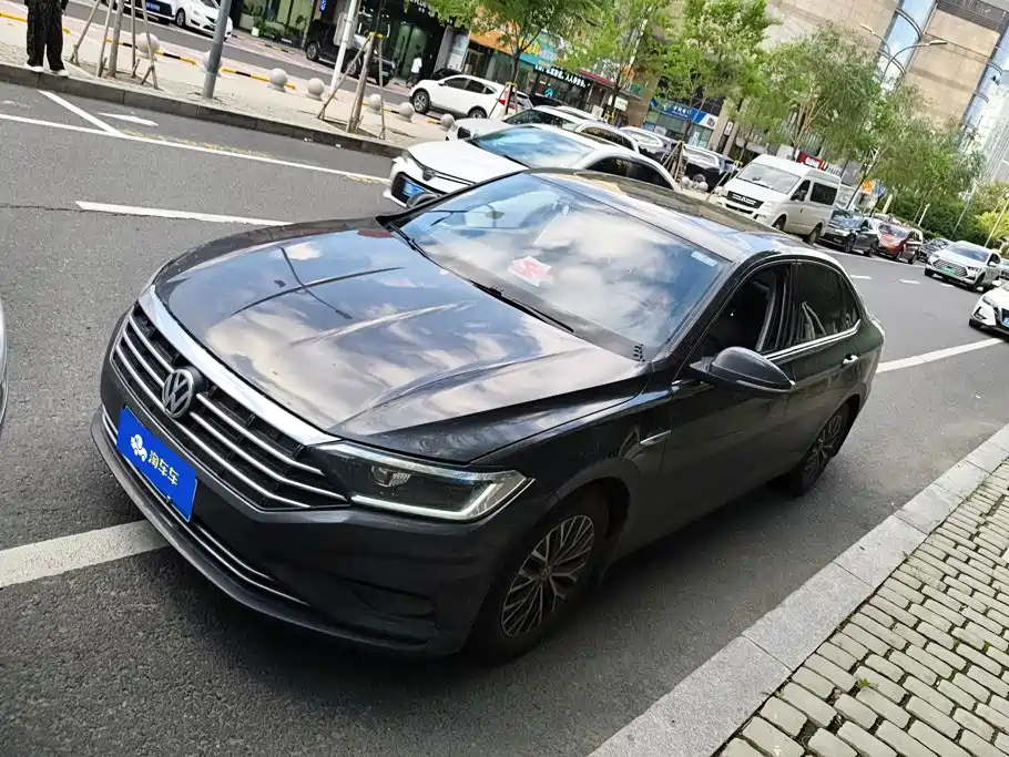 Volkswagen Sagitar 2021