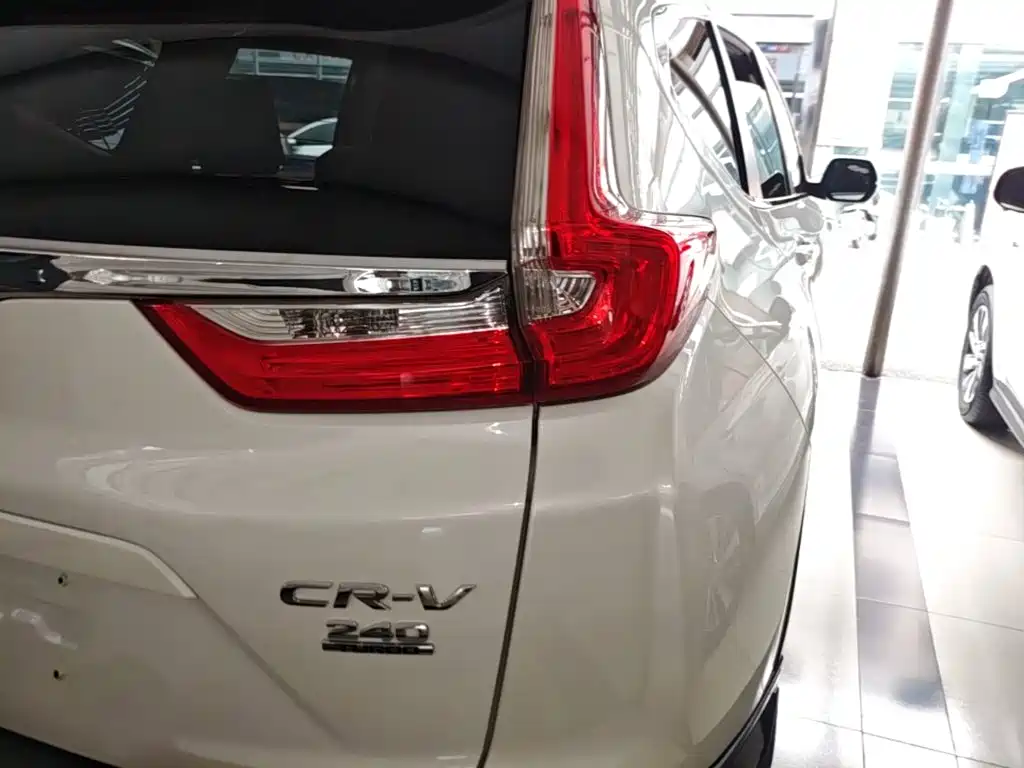 Honda CR-V 2018 — фото 8