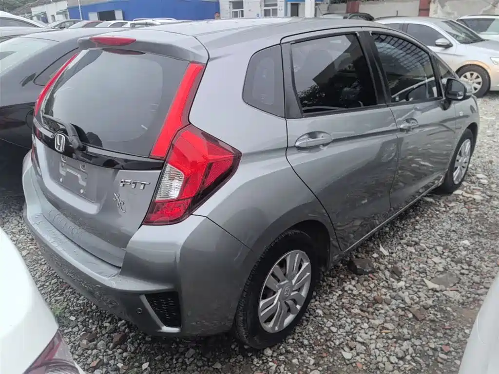 Honda Fit 2015 — фото 7