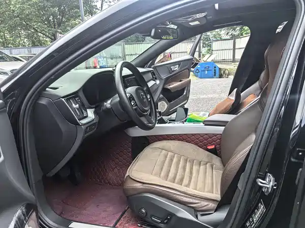 Volvo S60 2020