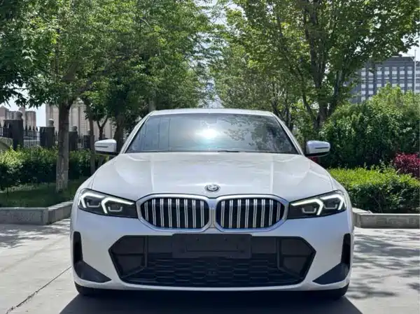 BMW 3 Series 2023