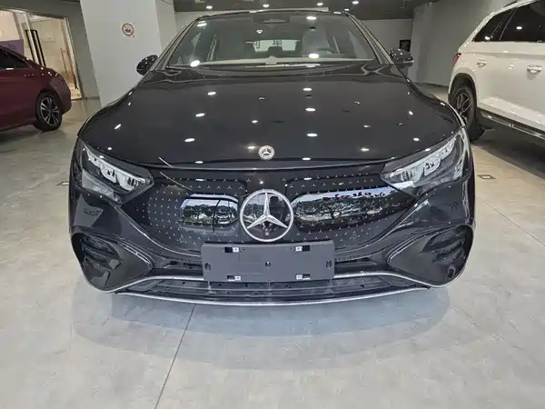 Mercedes-Benz EQE 2025