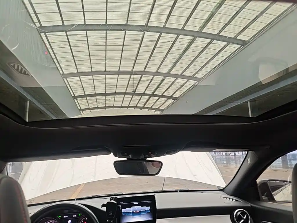 Mercedes-Benz CLA 2018 — фото 18