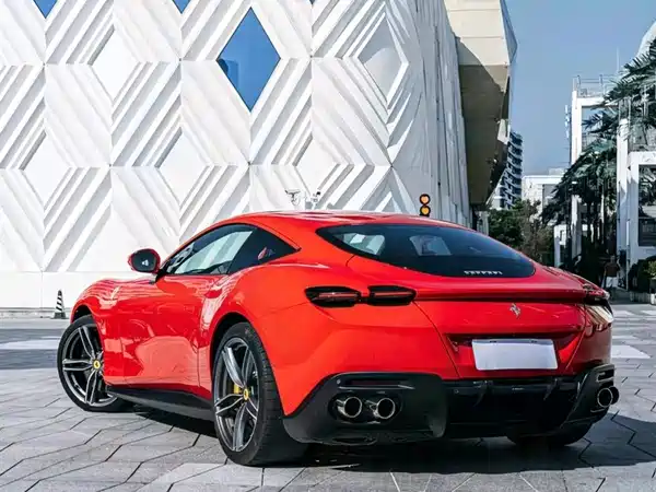 Ferrari Roma 2023