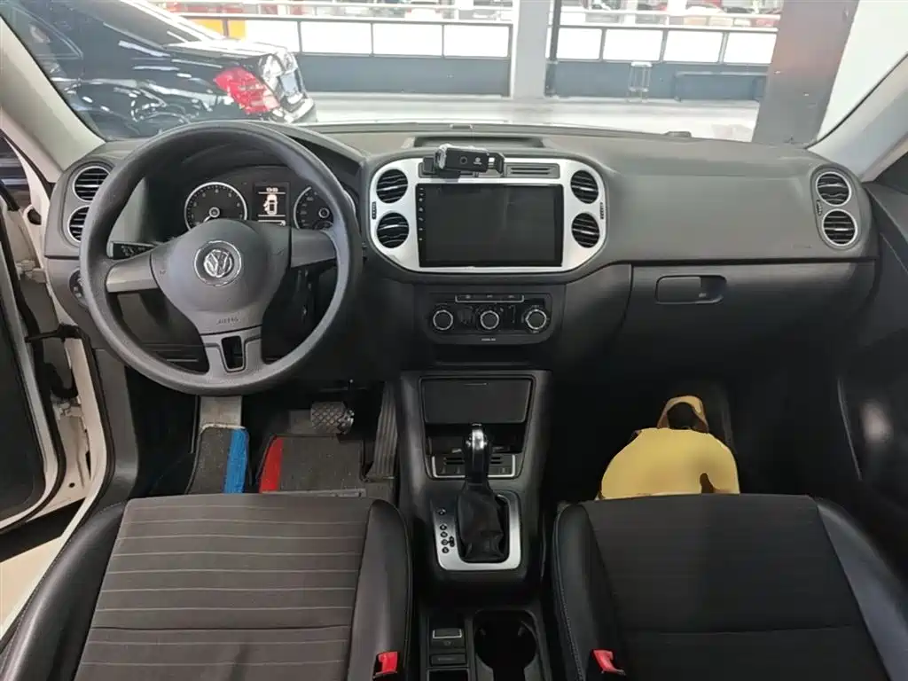 Volkswagen Tiguan 2019 — фото 10