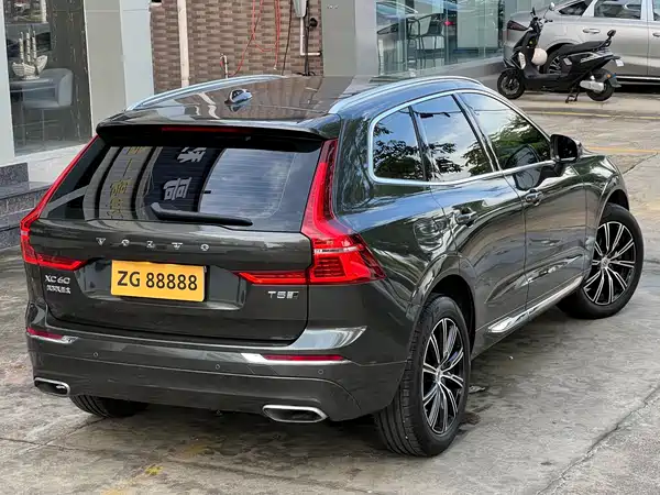 Volvo XC60 2019