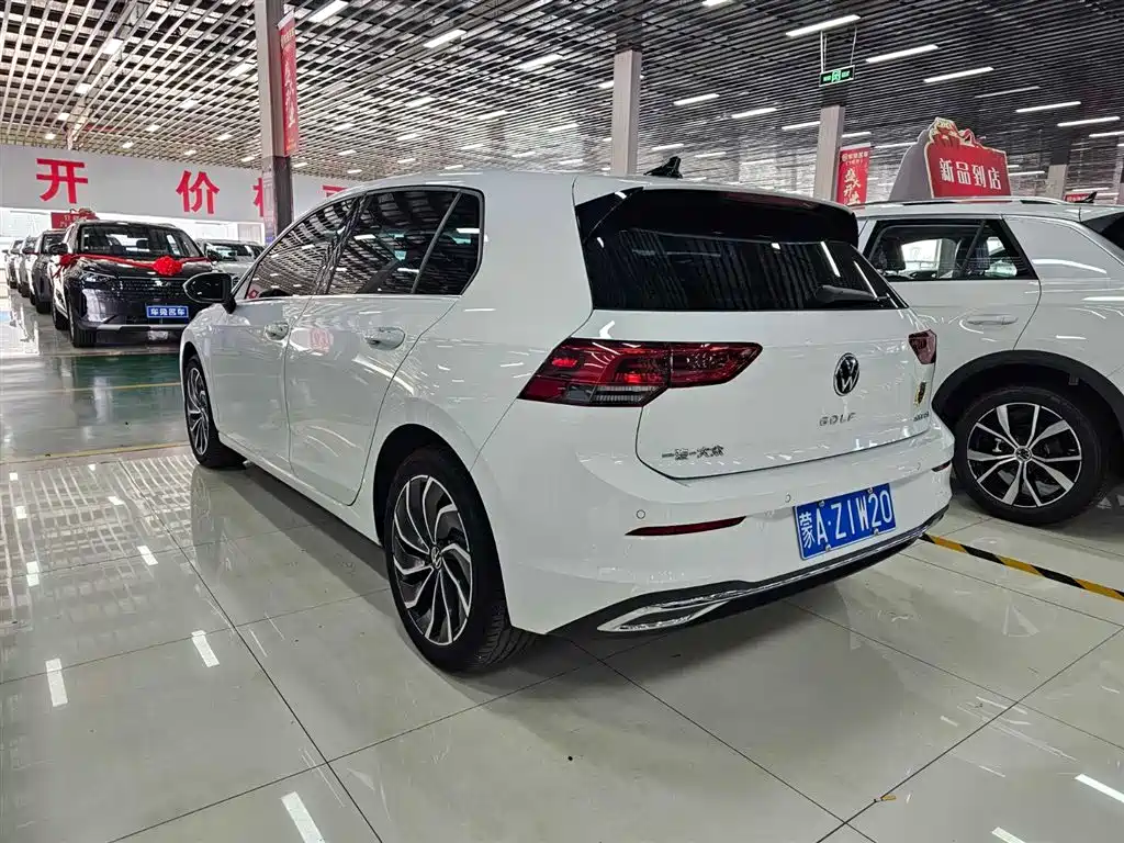 Volkswagen Golf 2023