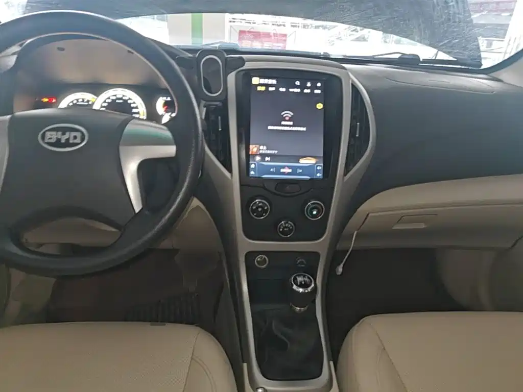 BYD F3 2015 — фото 10