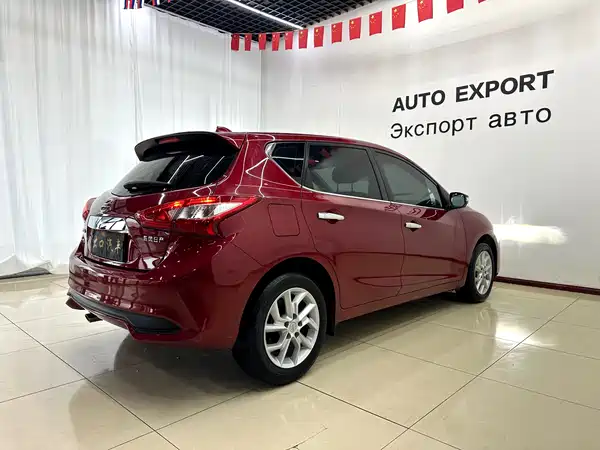 Nissan Tiida 2023