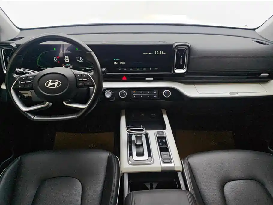 Hyundai ix35 2023 — фото 12