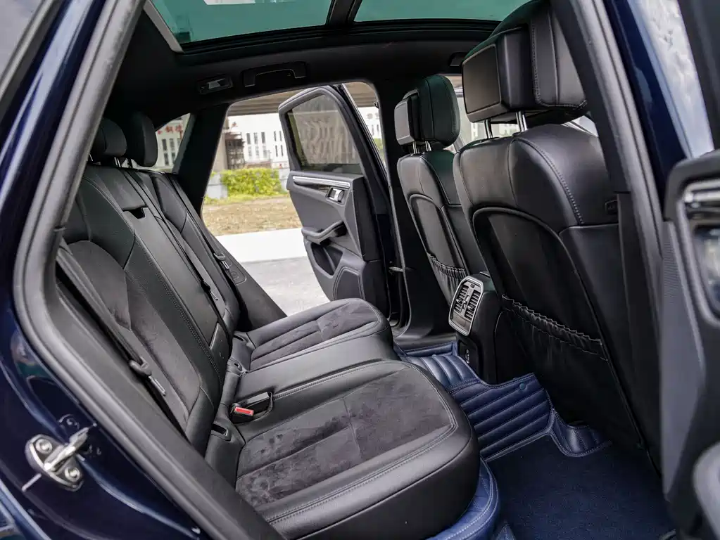 Porsche Macan 2017 — фото 13