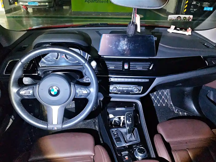 BMW 1 Series 2021 — фото 12