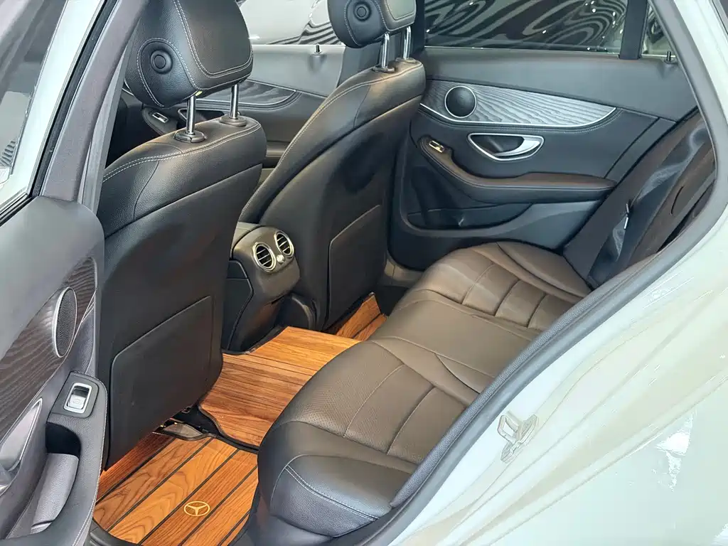 Mercedes-Benz C-Class 2015