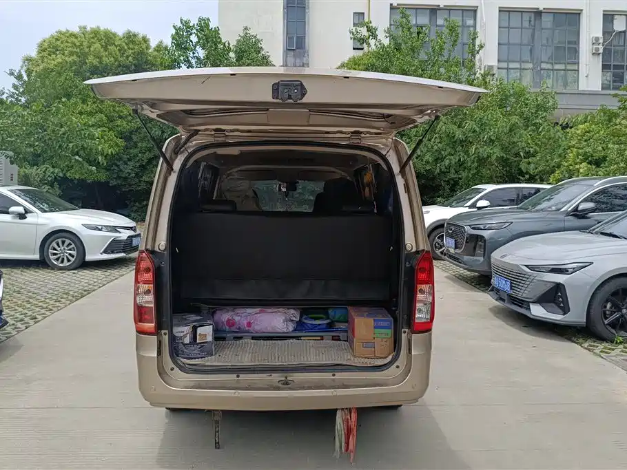 Wuling Rongguang V 2018 — фото 4